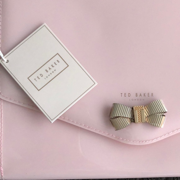 Bow Envelope Clutch - Light Pink - Picture 2 of 3